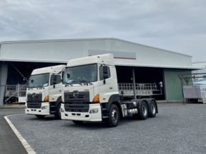 Xe Đầu Kéo Hino 700