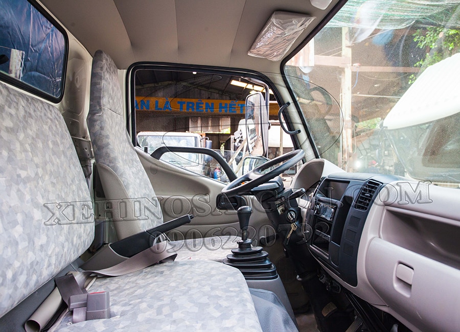 XE TẢI HINO DUTRO 300