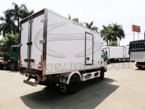 XE TẢI HINO XZU342HD 5 TẤN THÙNG BẢO ÔN