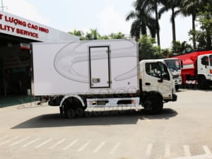 XE TẢI HINO XZU342HD 5 TẤN THÙNG BẢO ÔN