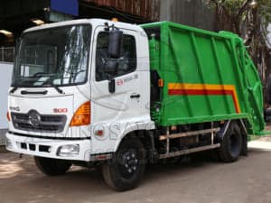 XE CHỞ RÁC HINO FC9JETC 9 KHỐI