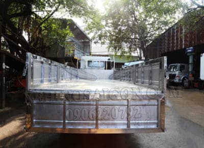 XE TẢI HINO FC9JLTC 6 TẤN 5 THÙNG LỬNG 6M7
