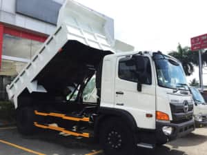 XE BEN HINO FG8JJ7A 8 TẤN