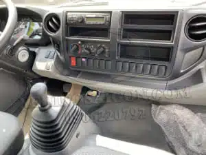 XE TẢI HINO 300 XZU720