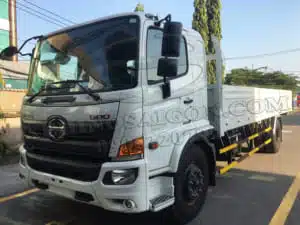 XE TẢI HINO FG8JT7A 8 TẤN THÙNG LỬNG 8M6