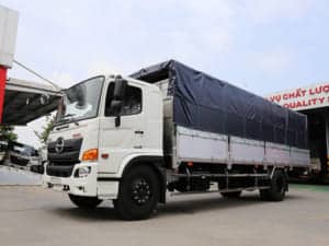 XE TẢI HINO FG8JT7A 8 TẤN MUI BẠT NHÔM 8.8M