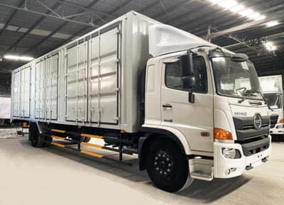 XE TẢI HINO FG-UTL 8 TẤN THÙNG CHỞ PALLET 10M