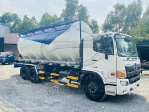 XE TẢI HINO FL8JT7A 15 TẤN BỒN CÁM