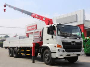 XE TẢI HINO FL8JW7A 15 TẤN GẮN CẨU UNIC555