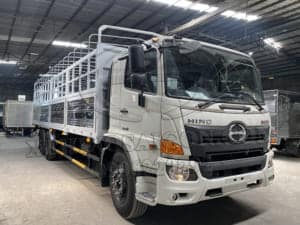 XE TẢI HINO FL8JW7A 15 TẤN THÙNG MUI BẠT 9.4M