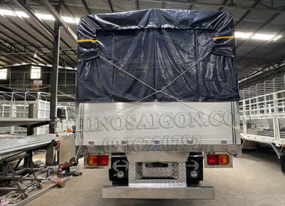 XE TẢI HINO FL8JW7A 15 TẤN THÙNG MUI BẠT NHÔM 9M4