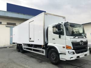 XE TẢI HINO FL8JW7A 15 TẤN THÙNG BẢO ÔN 9.2M