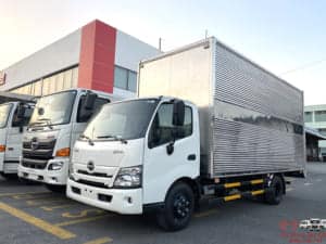 XE TẢI HINO XZU720 3.5 TẤN THÙNG PALLET 5M3