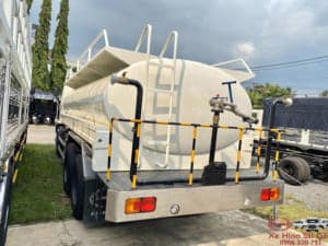 Xe Bồn Phun Nước Rửa Đường Hino FM8JN7A 15 Khối