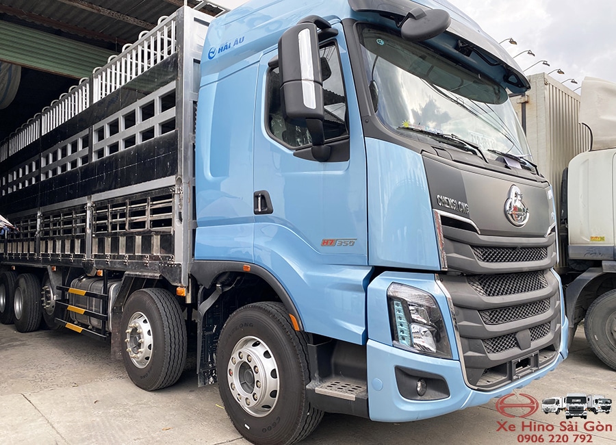 Xe Tải Chenglong H7 5 Chân Thùng Chở Gia Súc 9.4m