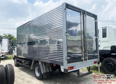 XE TẢI HINO XZU650 3.5 TẤN THÙNG KÍN 4.5M