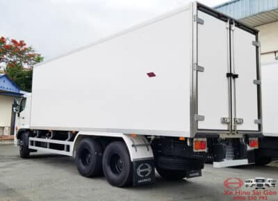 Xe Tải Hino FL8JT7A 15 Tấn Thùng Bảo Ôn 7.6m