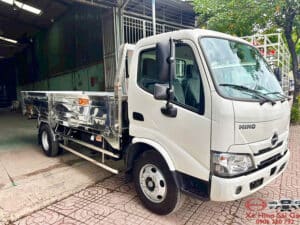 Xe Tải Hino XZU650 3.5 Tấn Thùng Lửng 4.5m