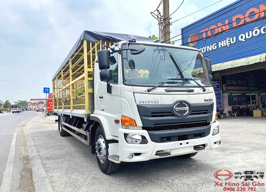 Xe Tải Hino FG8JT8A-PGV 8 Tấn Thùng Chở Gia Cầm