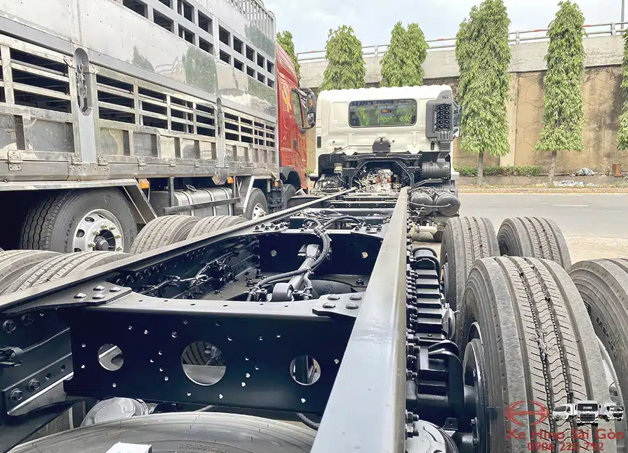 Xe Tải Hino FL8JW8A 15 Tấn