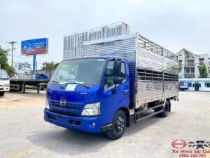 Xe Tải Hino XZU720 3.5 Tấn Thùng Chở Gia Súc