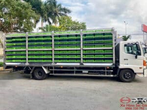 Xe Tải Hino FC9JLTC 6.5 Tấn Thùng Chở Gia Cầm