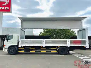 Xe Tải Hino FG8JT8A 8 Tấn Thùng Cánh Dơi 8m