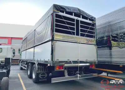 Xe Tải Hino FL8JT8A 15 Tấn Thùng Mui Bạt Nhôm 7.7m