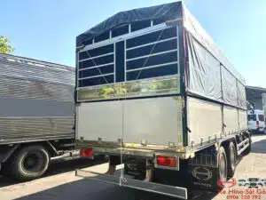 Xe Tải Hino FL8JT8A 15 Tấn Thùng Mui Bạt Nhôm 7.7m
