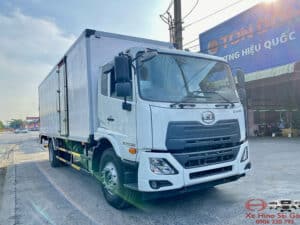 Xe Tải UD PKE250 8 Tấn Thùng Kín Bửng Nâng 7.8m