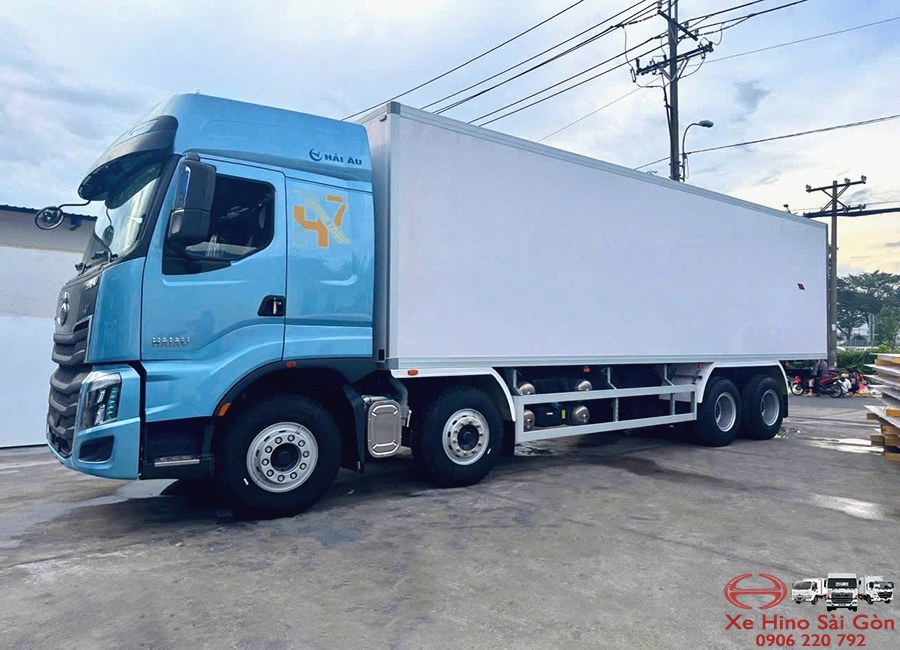 Xe Tải Chenglong H7 18 Tấn Thùng Bảo Ôn 9.3m