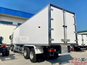 Xe Tải Chenglong H7 18 Tấn Thùng Bảo Ôn 9.3m