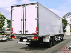 Xe Tải Hino FL8JW8A 15 Tấn Thùng Đông Lạnh 9.1m