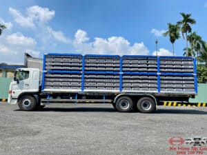 Xe Tải Hino FL8JW8A 15 Tấn Thùng Chở Gia Cầm 495 Lồng