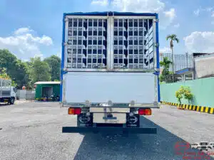 Xe Tải Hino FL8JW8A 15 Tấn Thùng Chở Gia Cầm 495 Lồng