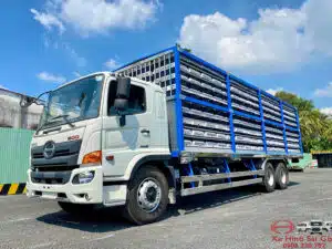Xe Tải Hino FL8JW8A 15 Tấn Thùng Chở Gia Cầm 495 Lồng