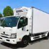 Xe Tải Hino XZU720 3.5 Tấn Thùng Đông Lạnh 5.1m