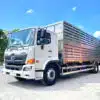 Xe Tải Hino FG8JT8A 8 Tấn Thùng Chở Gia Súc Lá Sách 8.3m