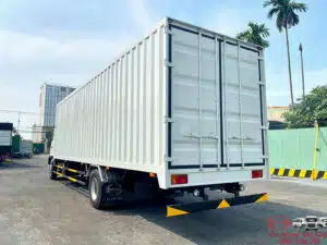 Xe Tải Hino FG8JT8A 8 Tấn Thùng Kín Container 9.7m