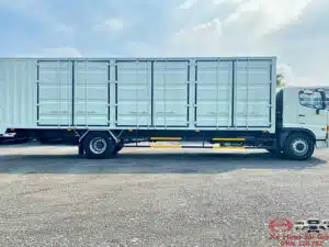 Xe Tải Hino FG8JT8A 8 Tấn Thùng Kín Container 9.7m
