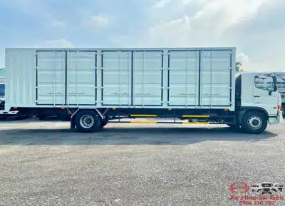 Xe Tải Hino FG8JT8A 8 Tấn Thùng Kín Container 9.7m