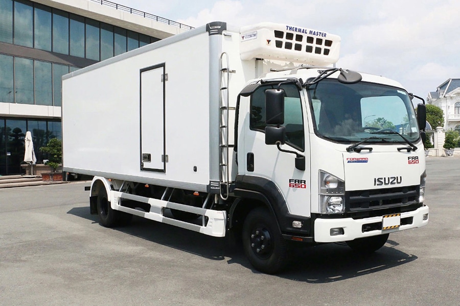 Xe Tải Isuzu FRR650 6.5 Tấn Thùng Đông Lạnh 6.7m