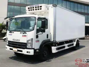 Xe Tải Isuzu FRR650 6.5 Tấn Thùng Đông Lạnh 6.7m