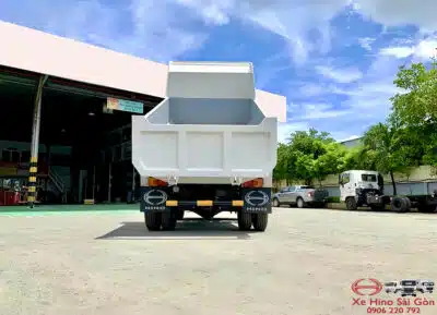Xe Ben Hino FC9JETC 6.5 Tấn Thùng Tự Đổ 5 Khôi