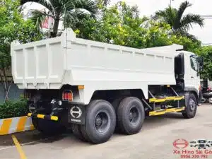 Xe Ben Hino FM8JN8A 15 Tấn Thùng Tự Đổ 10 Khối