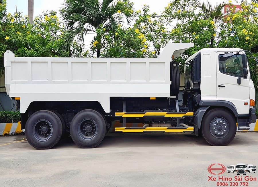 Xe Ben Hino FM8JN8A 15 Tấn Thùng Tự Đổ 10 Khối