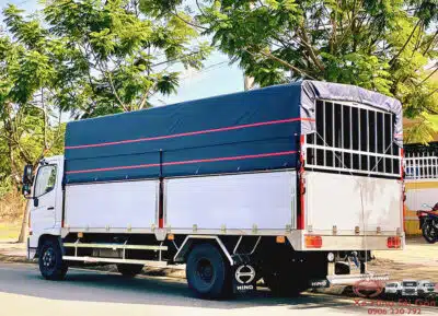 Xe Tải Hino FC9JJTC 6.5 Tấn Thùng Mui Bạt Nhôm 5.7m