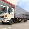 Xe Tải Hino FC9JNTC 6.5 Tấn Thùng Kín 7.3m