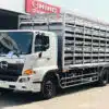Xe Tải Hino FG8JP8A 8 Tấn Thùng Chở Gia Cầm 7.3m