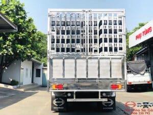 Xe Tải Hino FG8JP8A 8 Tấn Thùng Chở Gia Cầm 7.3m